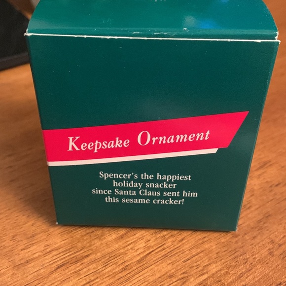 Hallmark KEEPSAKE Ornament SPENCER SPARROW, ESQ. 1989 Christmas - Picture 3 of 8